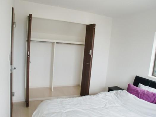 Same specifications photos (Other introspection). Same specifications