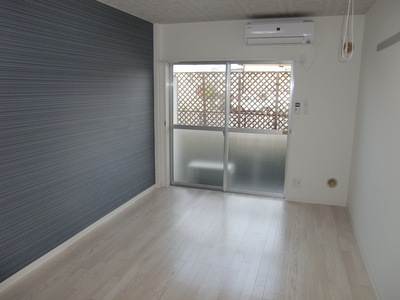 Living and room
