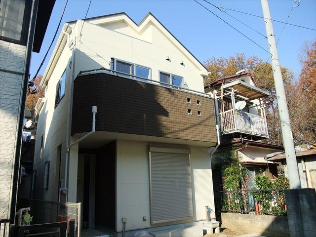 Local appearance photo. Local (12 May 2013) Shooting