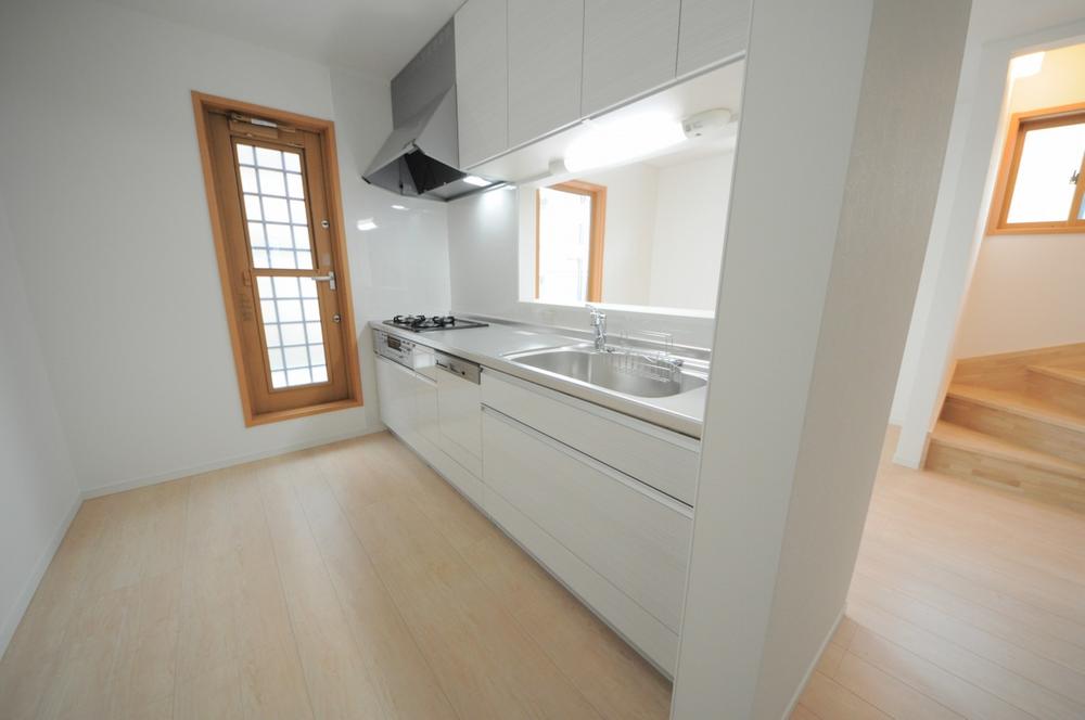 Same specifications photo (kitchen). Same specifications