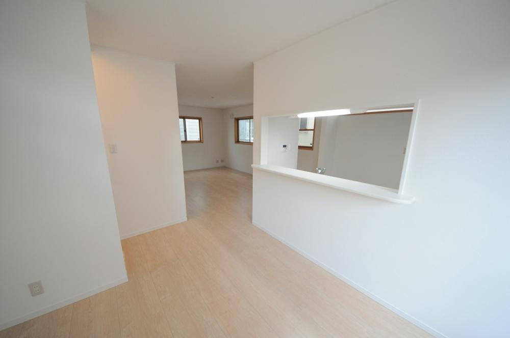 Same specifications photos (living). Same specifications