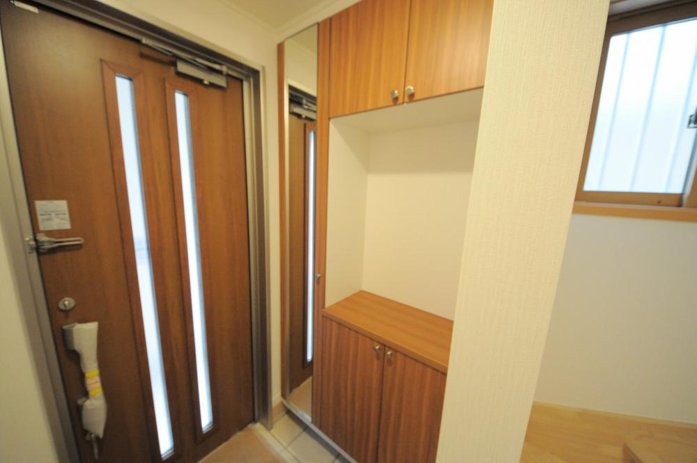 Same specifications photos (Other introspection). Same specifications