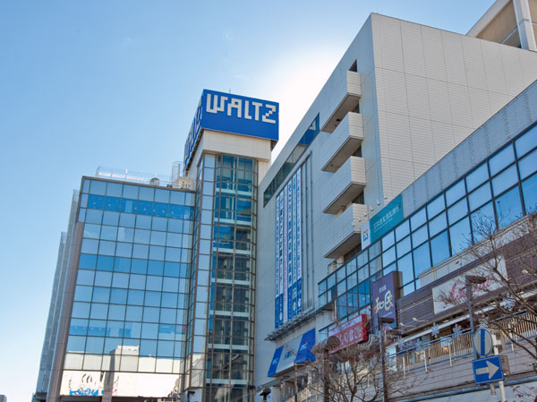 Surrounding environment. Seibu Tokorozawa store (a 20-minute walk ・ About 1550m)