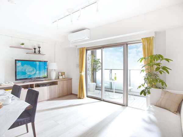 Room and equipment. living ・ dining