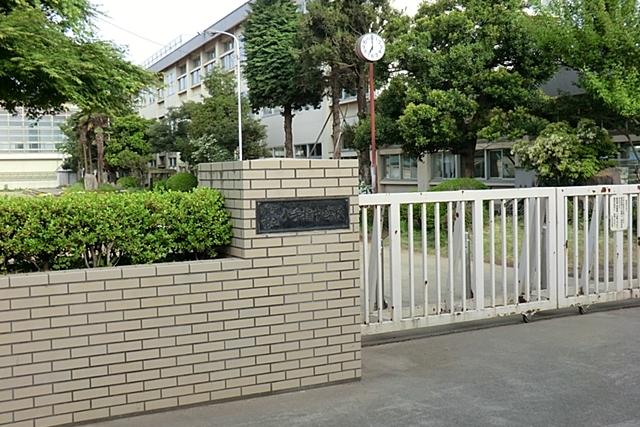 Junior high school. Kotesashi 360m until junior high school