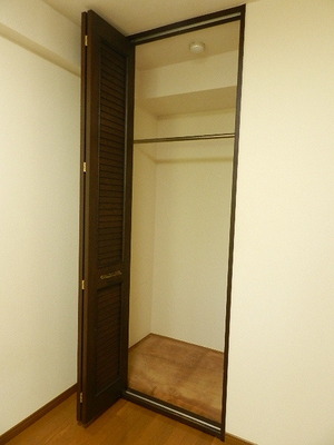 Receipt. closet