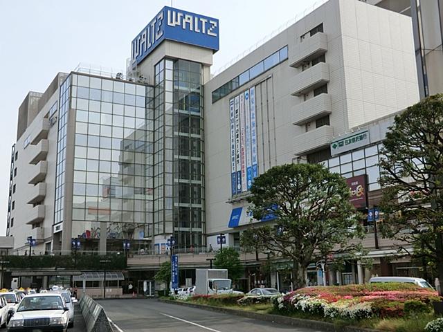 Shopping centre. Tokorozawa until the Seibu Department Store 860m