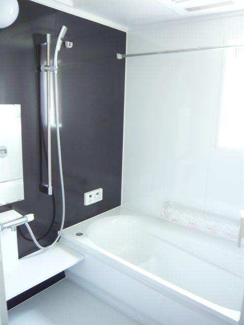 Same specifications photo (bathroom). Same specifications