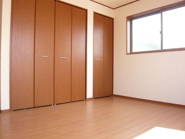 Same specifications photos (Other introspection). Same specifications