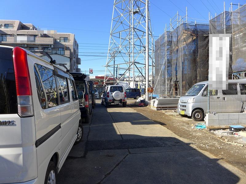 Local photos, including front road. Local (December 24, 2013) Shooting