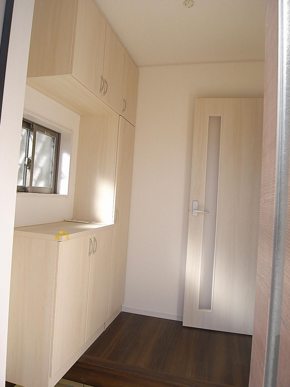 Same specifications photos (Other introspection). Same specifications