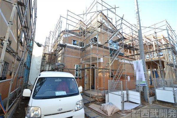 Local appearance photo. 4 Building