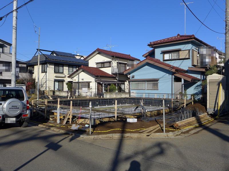 Local photos, including front road. Local (December 21, 2013) Shooting