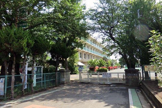 Primary school. Yasumatsu until elementary school 370m