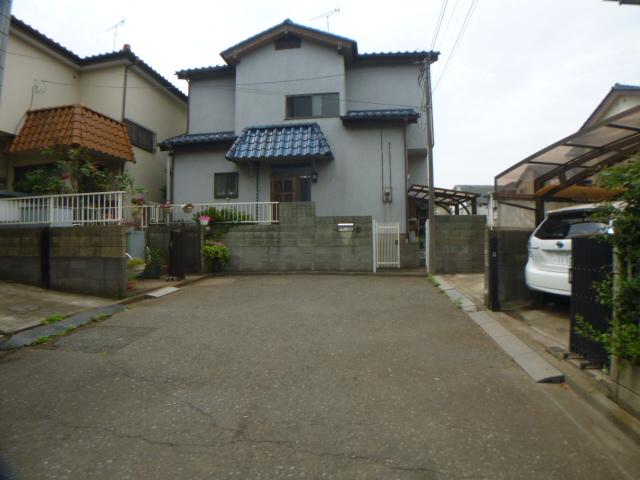 Local photos, including front road