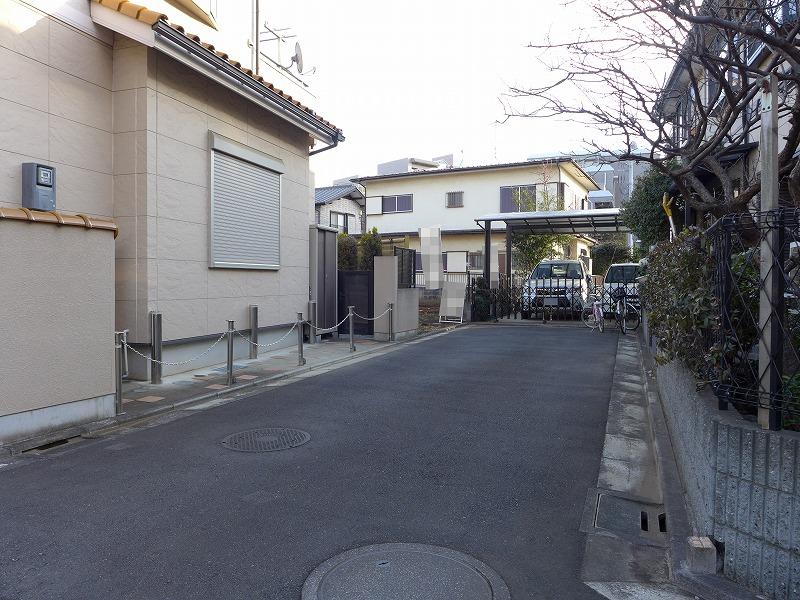 Local photos, including front road. Local (January 4, 2014) Shooting