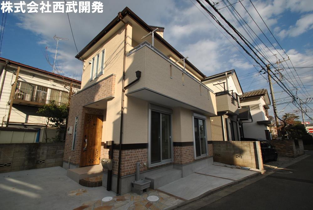 Local appearance photo