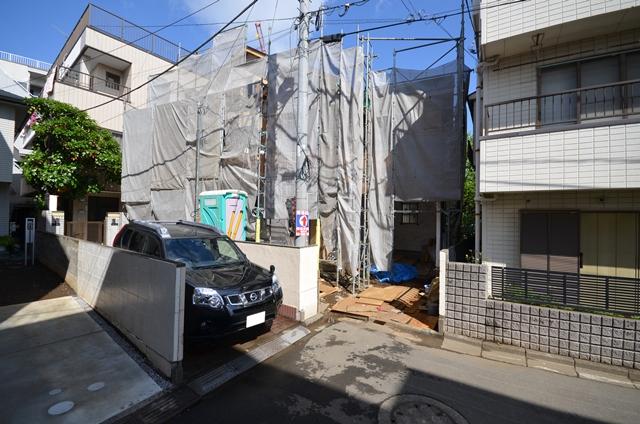 Local appearance photo. (Building process ・ 2013 May 27 shooting)