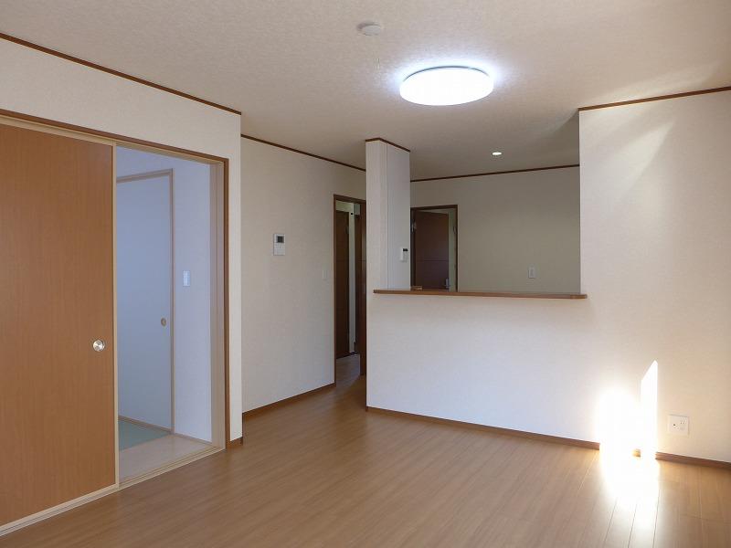 Living. Local (November 29, 2013) Shooting