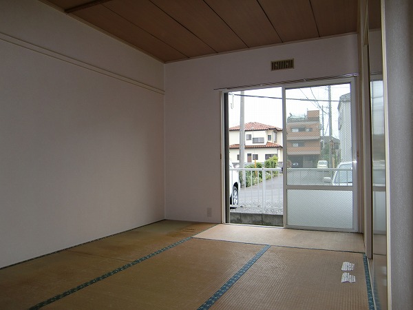 Living and room