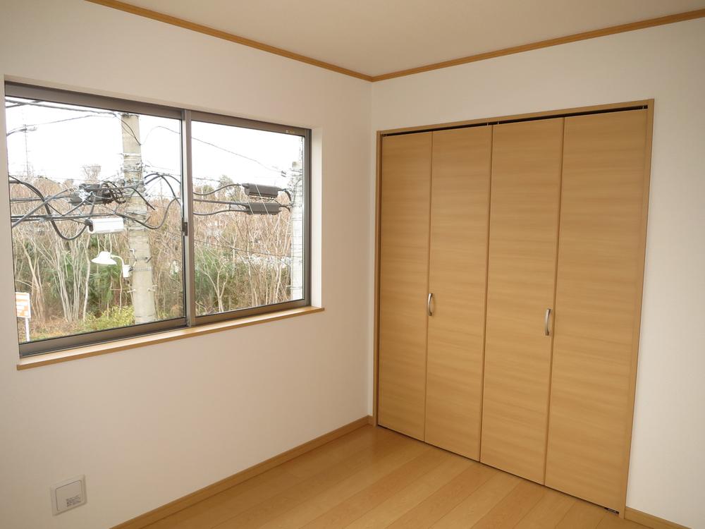 Non-living room. Local (12 May 2013) Shooting