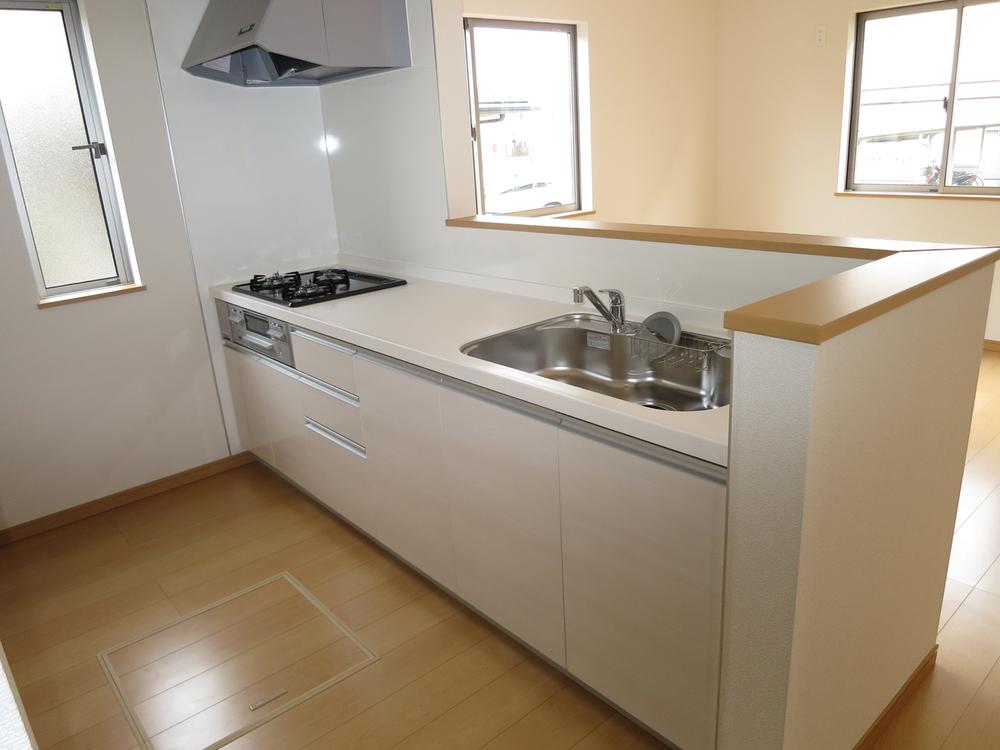 Kitchen. Local (12 May 2013) Shooting