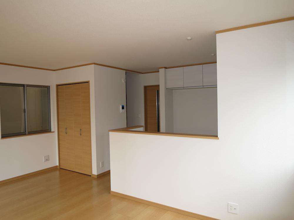 Living. Local (12 May 2013) Shooting