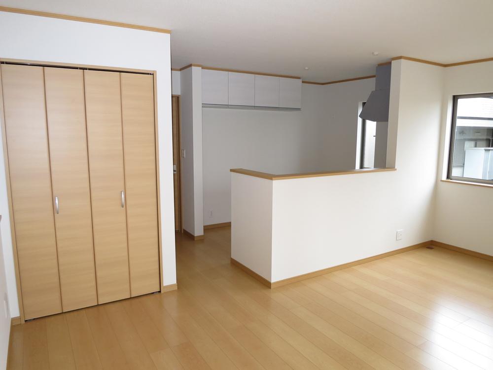 Living. Indoor (12 May 2013) Shooting