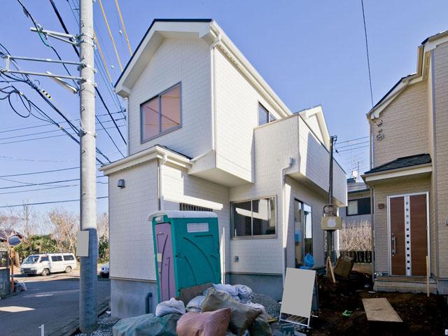 Local appearance photo. Unchanging feeling of freedom and per sun lit the smile of the family