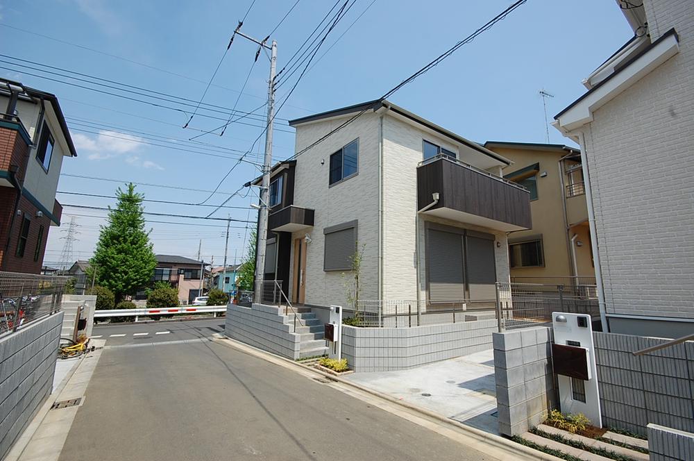 Building plan example (exterior photos). Our construction cases. 