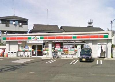 Convenience store. 200m to Sunkus (convenience store)