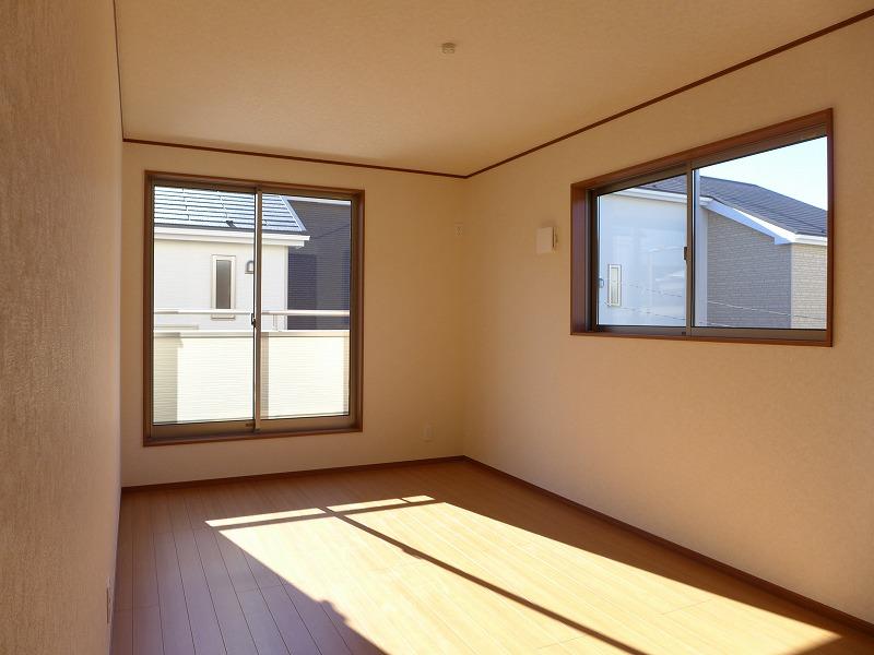 Non-living room. Local (November 29, 2013) Shooting