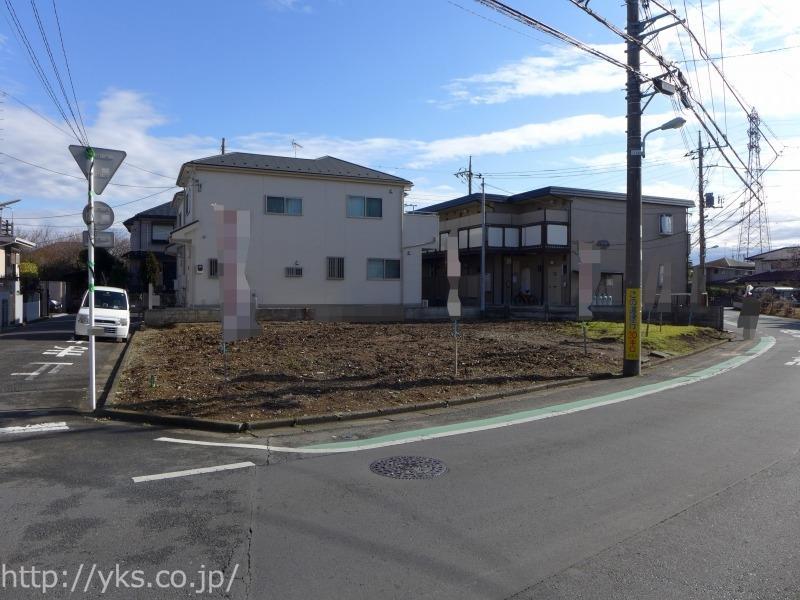 Local photos, including front road. Local (January 10, 2014) Shooting