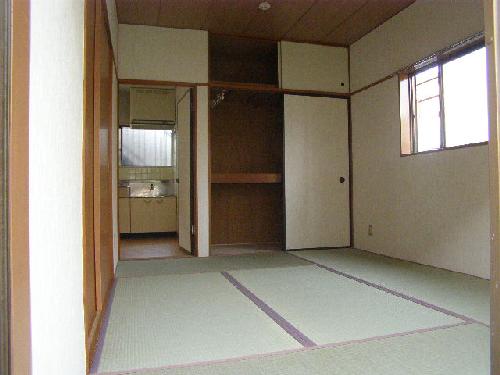 Other room space. Japanese-style room → have already changed to Western-style!