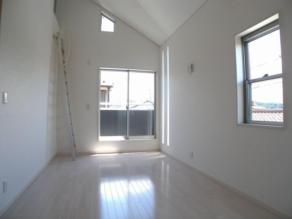 Same specifications photos (Other introspection). Construction Case (Western-style)