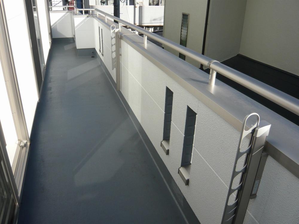 Balcony. Local (11 May 2013) Shooting