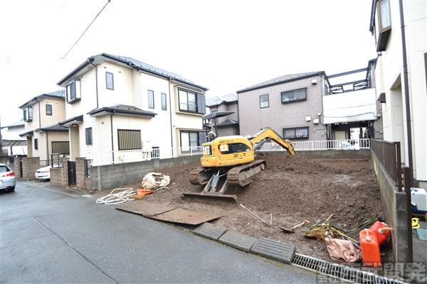 Local photos, including front road