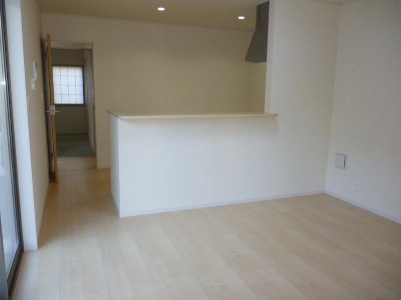 Living. Local (November 23, 2013) Shooting