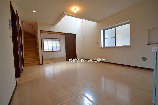 Living. Indoor (June 2012) shooting