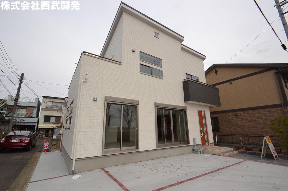 Local appearance photo