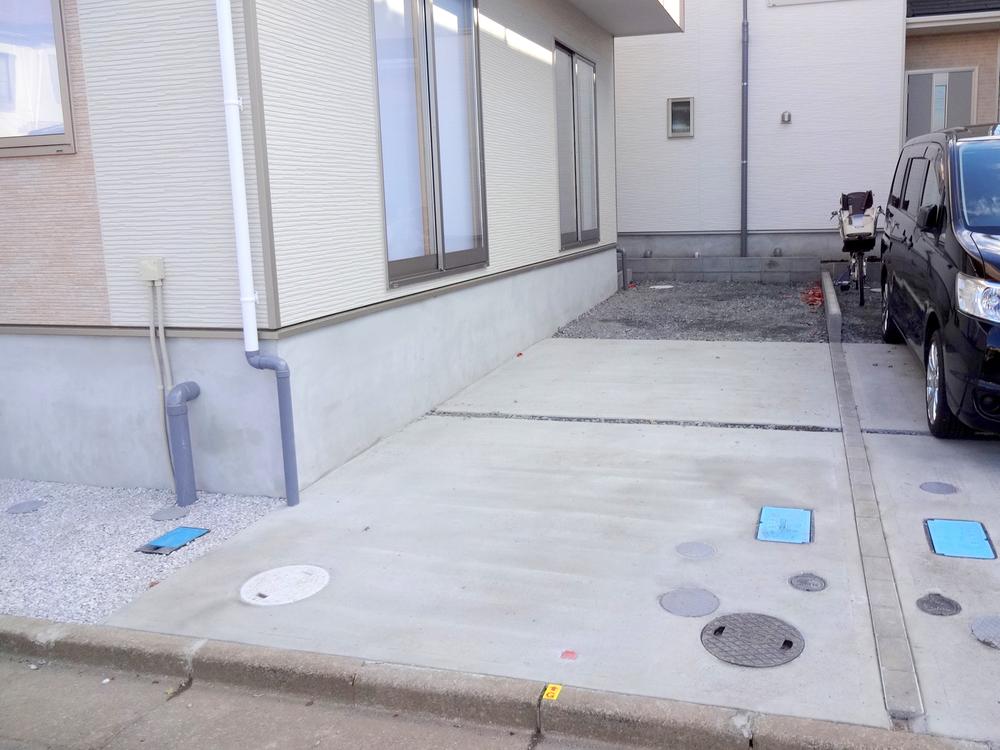 Parking lot. Local (12 May 2013) Shooting