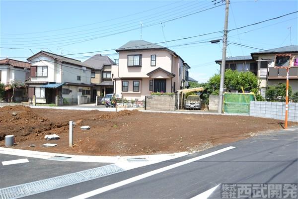 Local land photo. No. 1 section of the southeast corner lot