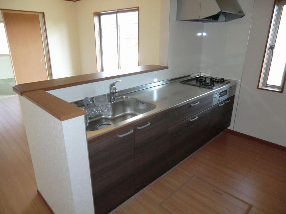 Same specifications photo (kitchen). Same specifications