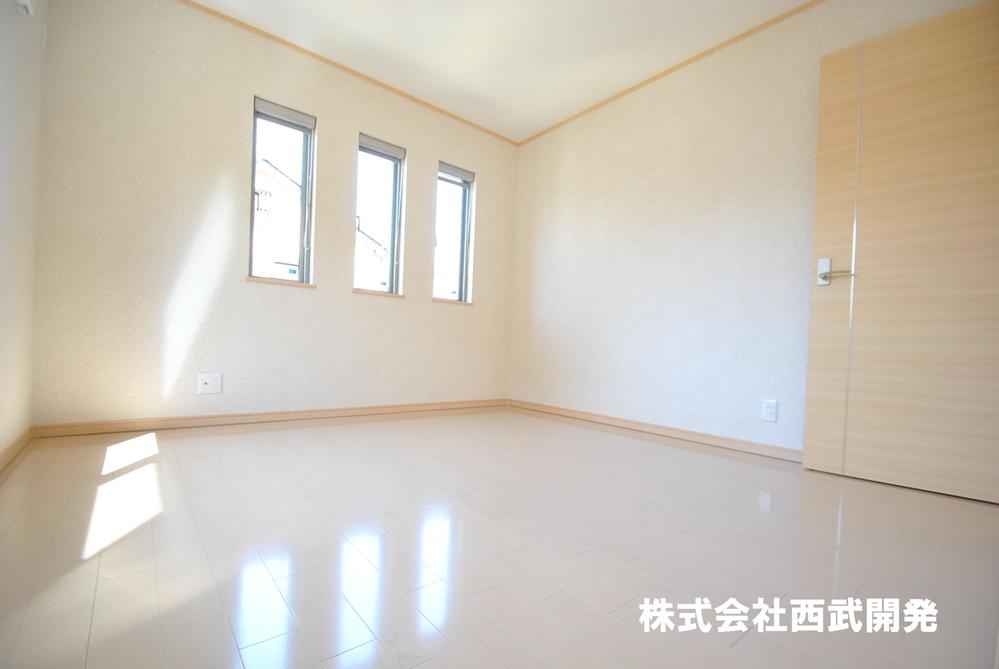 Non-living room. Room (March 2013) Shooting