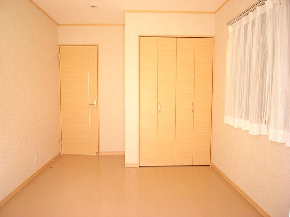 Other introspection. Indoor (June 2013) Shooting