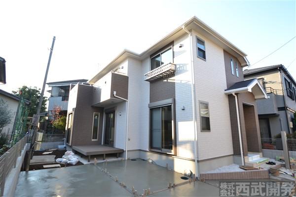 Local appearance photo