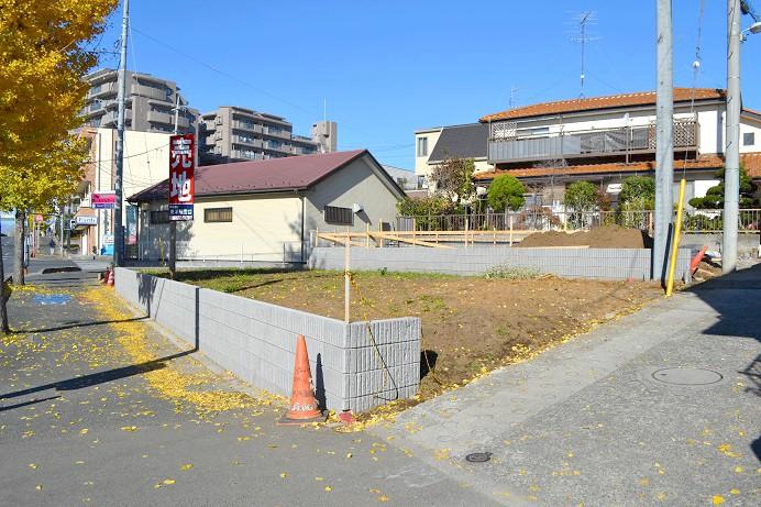 Local land photo. Local (12 May 2013) Shooting Although there is a utility pole on site, In and out of the car because there is no branch line There is no hindrance. The outside of the telephone pole will be removed. 