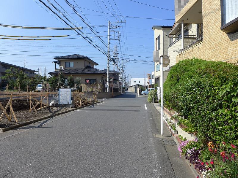 Local photos, including front road. Local (31 October 2013 shooting