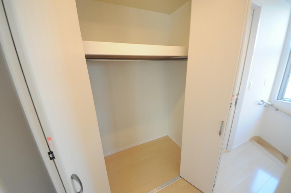 Same specifications photos (Other introspection). Same specifications