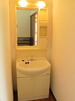 Washroom. Separate vanity